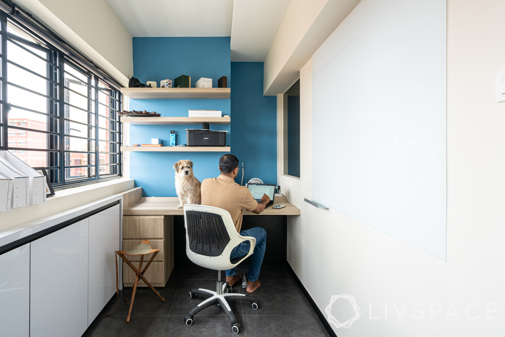 home office-lighting-desk light-natural lighting
